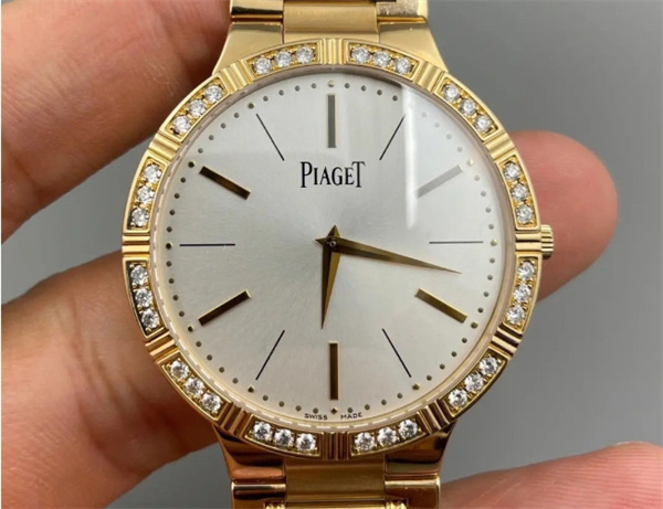 伯爵手表表蒙子坏了解决方法汇总