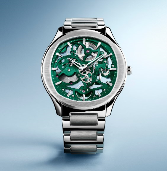 伯爵手表表壳有划痕解决技巧是什么（轻松修复爱表的小妙招）